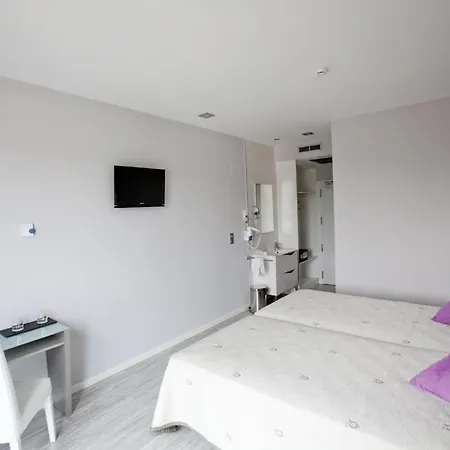 Отель Alix Boutique 4*