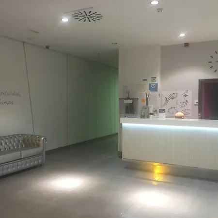 Отель Alix Boutique