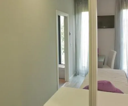 Отель Alix Boutique 4*