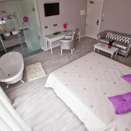 Alix Boutique Отель 4*