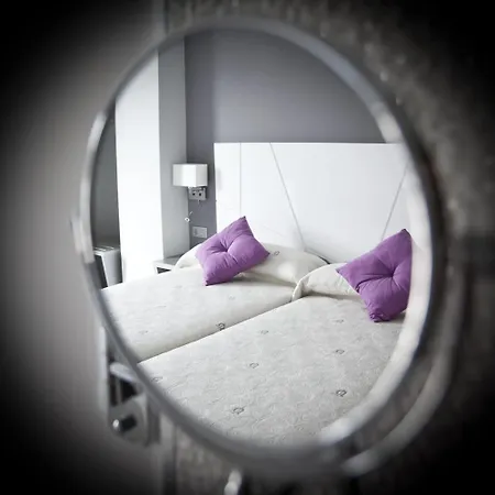 Отель Alix Boutique