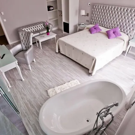 Alix Boutique Отель 4*