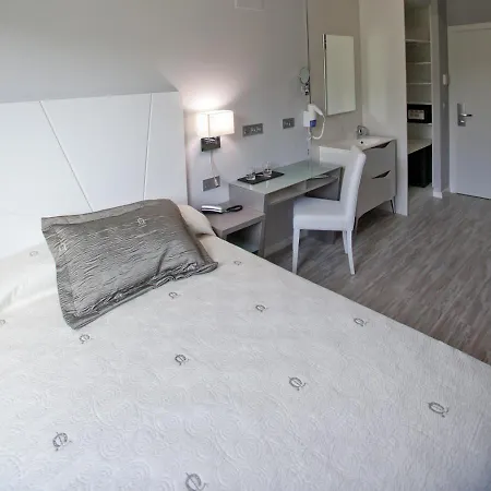 Alix Boutique 4*