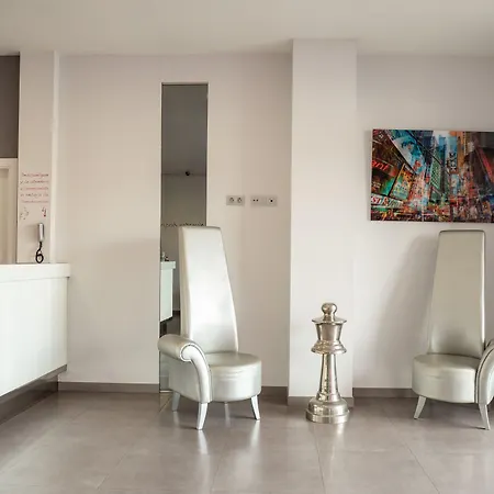 Alix Boutique 4*