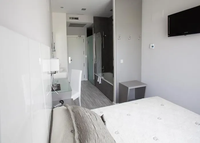Alix Boutique Hotell 4*