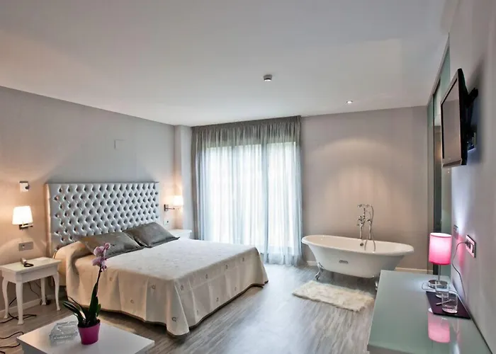 Alix Boutique 4*